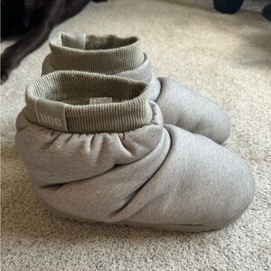 Ugg boots - size 8
